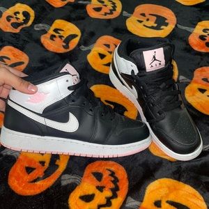 Women’s Jordan 1